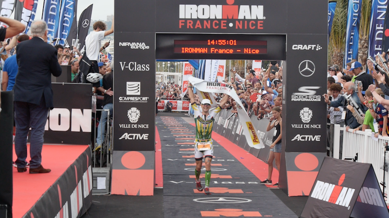 llegada vendeor ironman nice 2016 - victor del corral