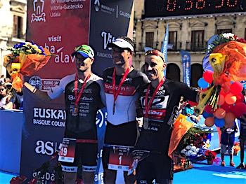 Vitoria triathlon podio masculino