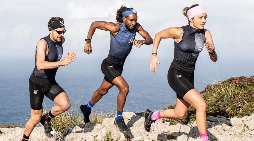 COMPRESSPORT RUN UNDER CONTROL SHORT BLACK | islamiyyat.com