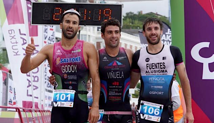 Kevin Tarek y Helene Alberdi vencen el Triatlon de Donostia